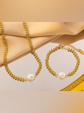 Gold Pearl Accent Chain Necklace and Bracelet Set